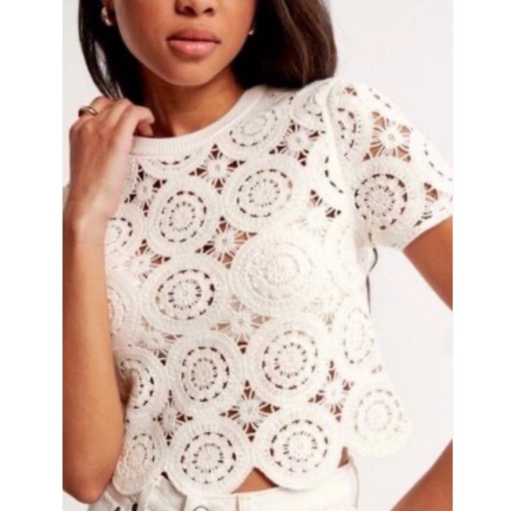 Abercrombie A&F Crochet Mosaic Tile Tee White XS NWT